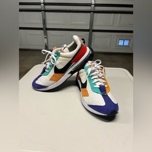 Womens Nike Air Max Pre-day SE Safari Size 11